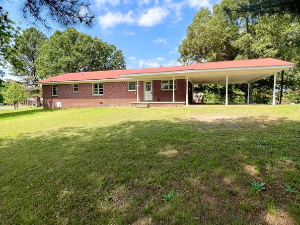 1155 S Main St, Lexington, TN 38351