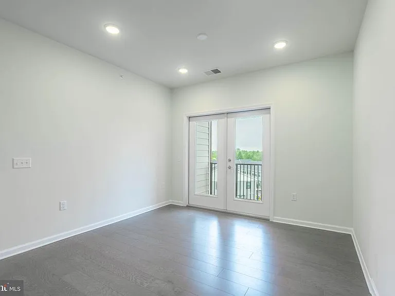 1 Culvert Dr #409 — Photo 9
