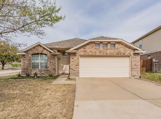 636 Saddleway Dr, Fort Worth, TX 76179