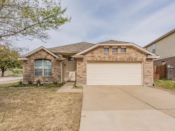 636 Saddleway Dr, Fort Worth, TX 76179