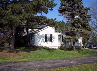 602 Hart Rd #2, Round Lake, IL 60073