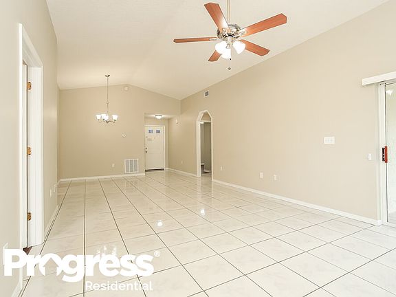 3rd image of 3312 Cypress Point Cir