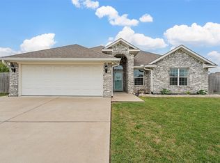 204 E Jade Dr, Hewitt, TX 76643