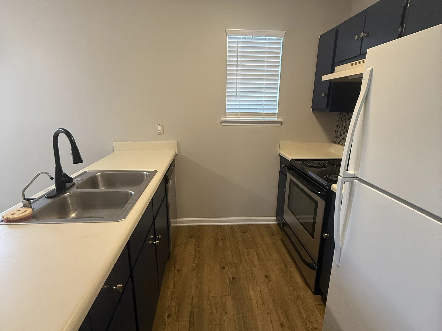 109 Mauldon Court - 1 — Photo 3