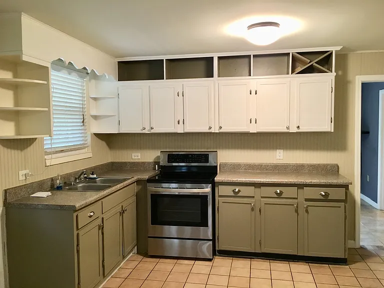 606 N Maple St — Photo 10