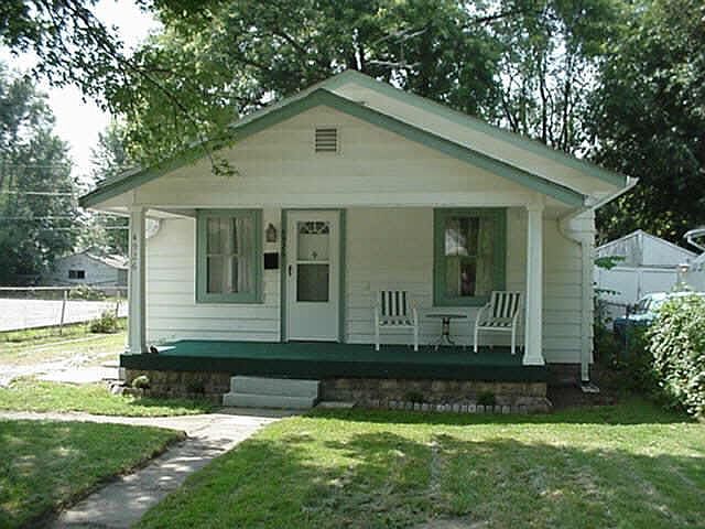 1st image of 4926 N Crittenden Ave
