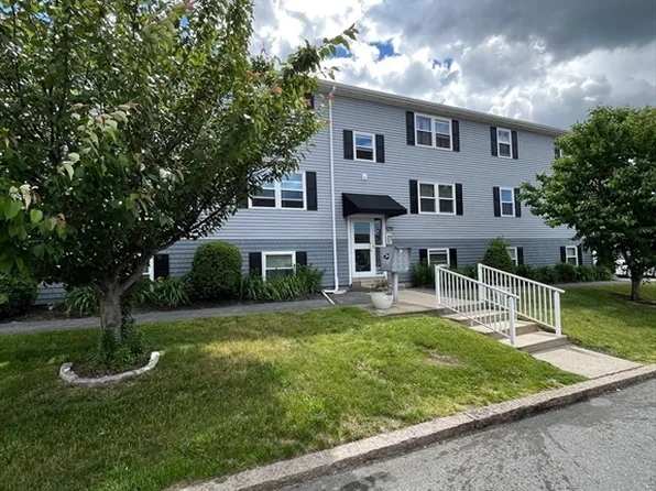 120 15th St APT 4, Fall River, MA 02723