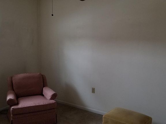 4th image of 503 E Linden St