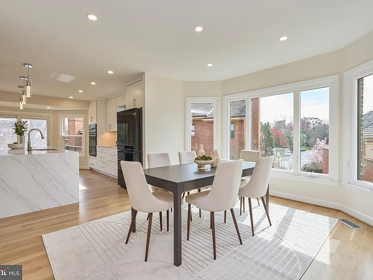 6615 Anthony Crest Sq — Photo 8