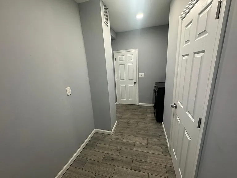 5009 Lexington Ave — Photo 14