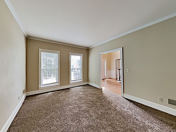 5th image of 1432 Bromley Dr