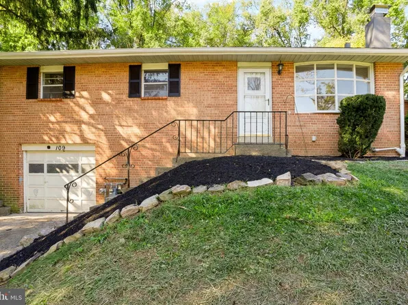 109 N Sporting Hill Rd, Mechanicsburg, PA 17050