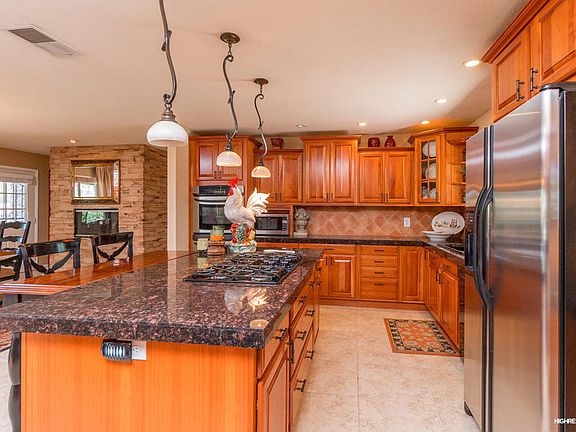 4th image of 1828 E Campo Bello Dr