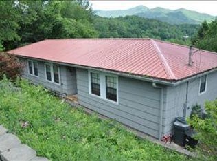 22 Richmond St, Bryson City, NC 28713