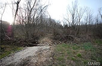 3rd image of 18676 Highway 100 St