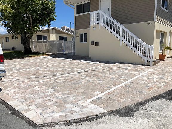2nd image of 3014 Lake Ave APT 1