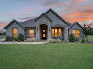 1136 Tremont Ln, Granbury, TX 76049