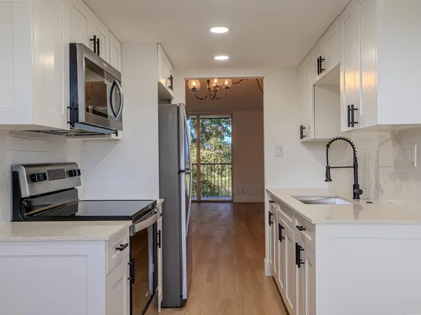 3121 NW 47th Terrace #315, Lauderdale Lakes, FL 33319