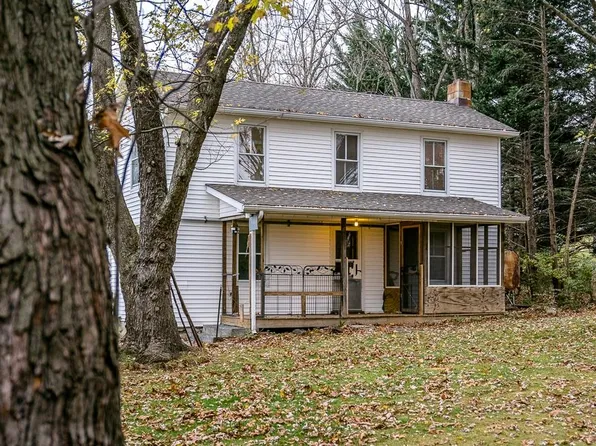 2100 Teddy Bear Trl, Harrisonburg, VA 22802