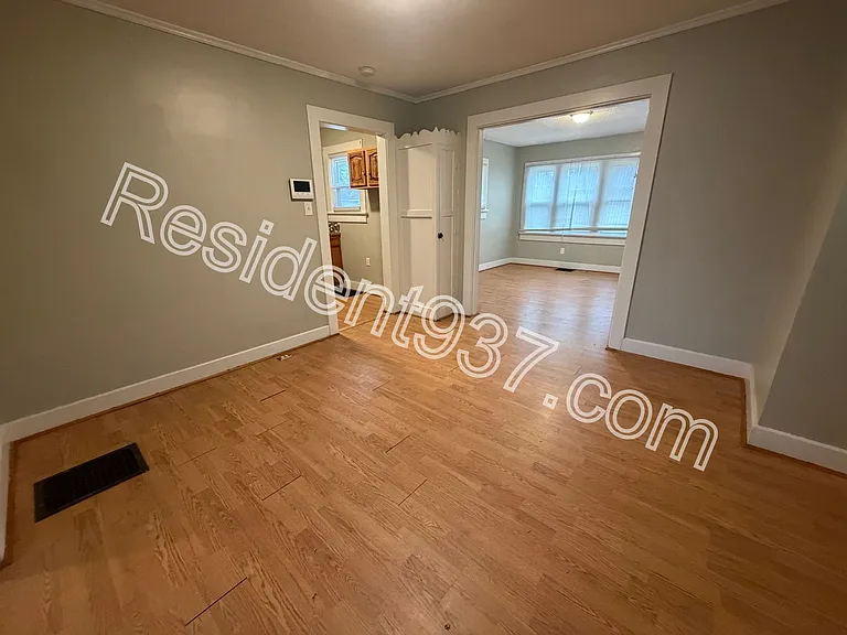1520 S Smithville Rd — Photo 12