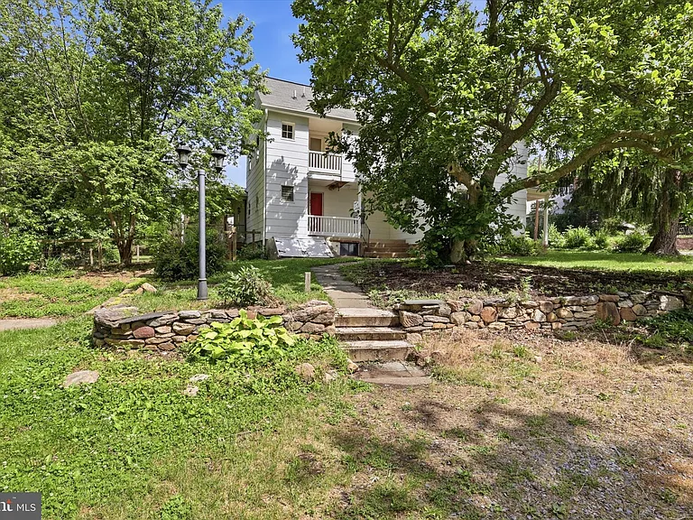 8606 Yellow Springs Rd — Photo 43