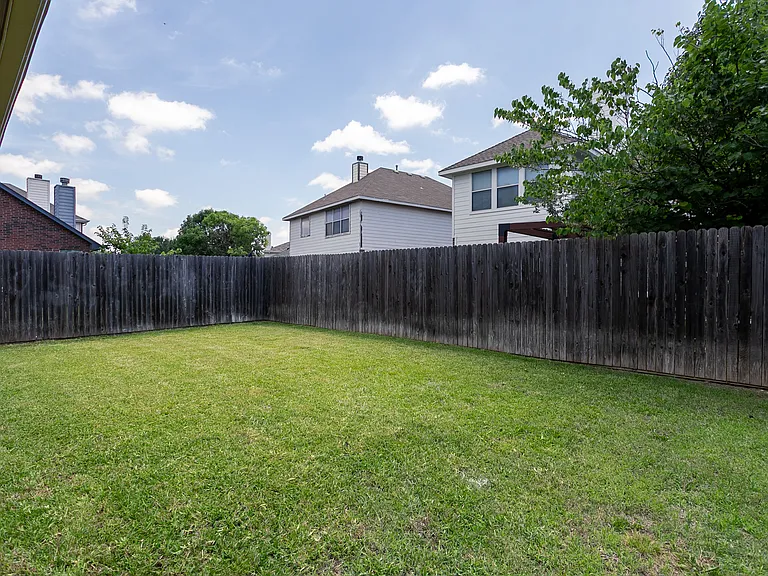 11520 Gloriosa Dr — Photo 20