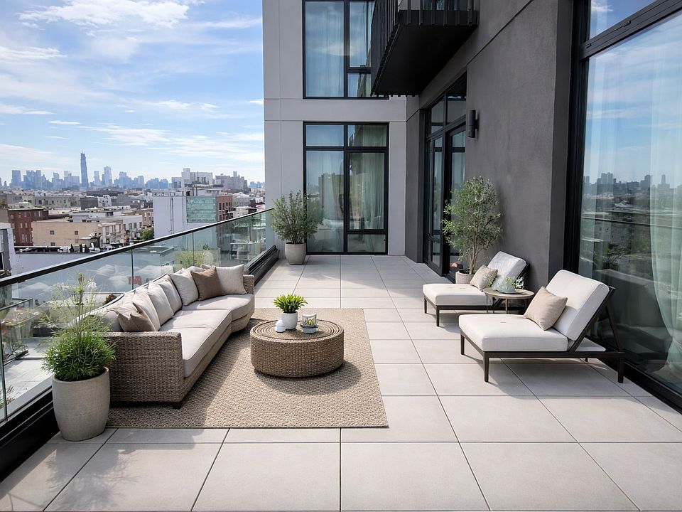 1st image of 597 Grand St #622