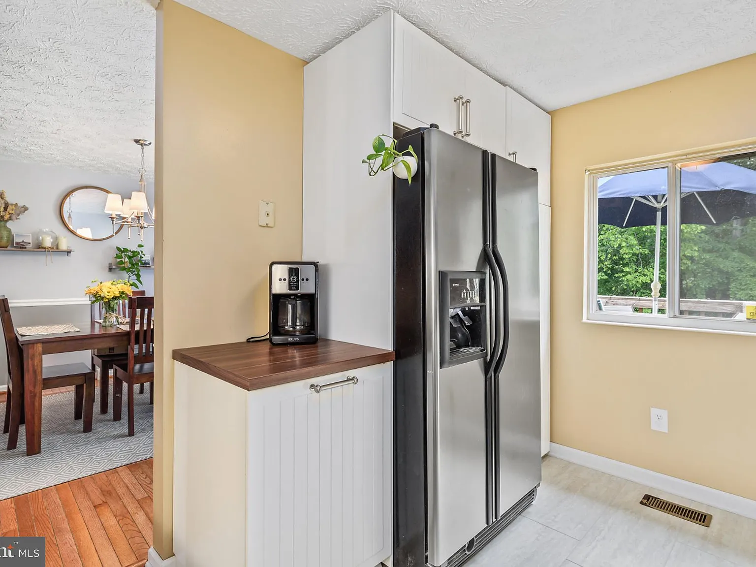 3 bed, 2.5 bath, 1562 sqft, $2,800 — Photo 2