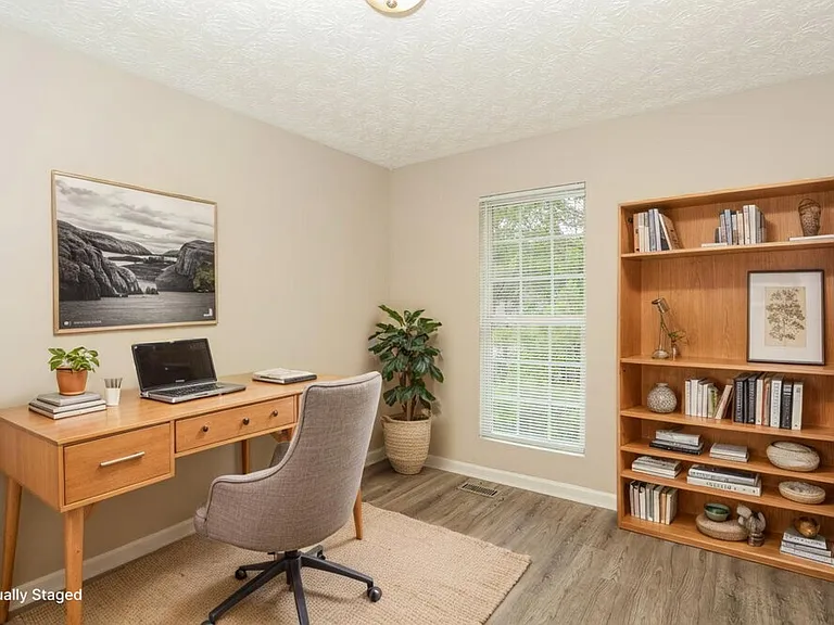 5621 Union Pointe Dr — Photo 15