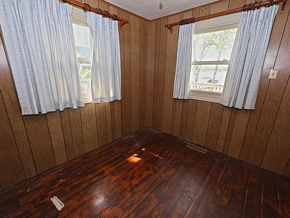 4th image of 31050 Curran Beach Rd
