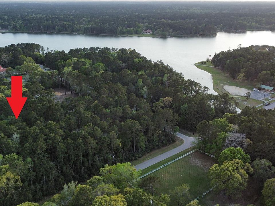 1st image of 19103 Country Lake Dr