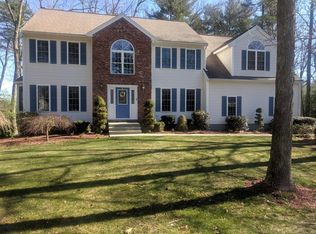 4 Emerson Rd, Hudson, MA 01749