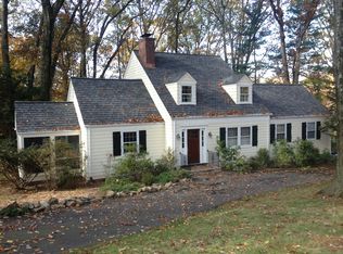 70 Old Fort Rd, Bernardsville, NJ 07924