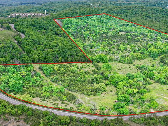 4th image of 1584 Buchanan Road
