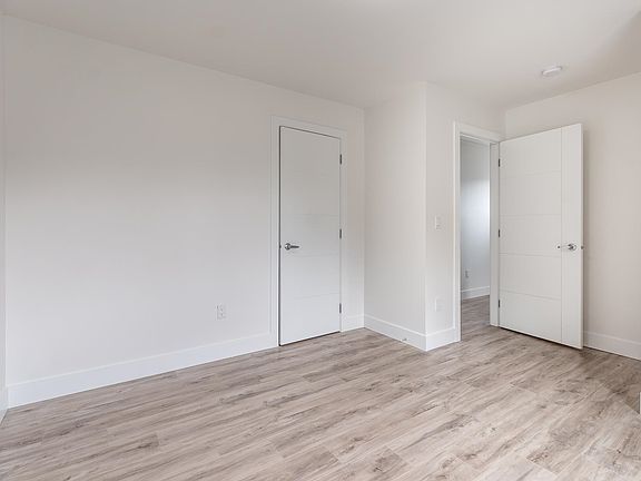 4th image of 750 Hot Springs Rd #23