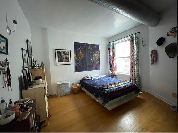 3rd image of 2251 W North Ave #3