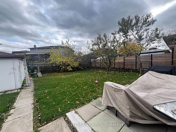 3rd image of 207 Mount Albion Rd