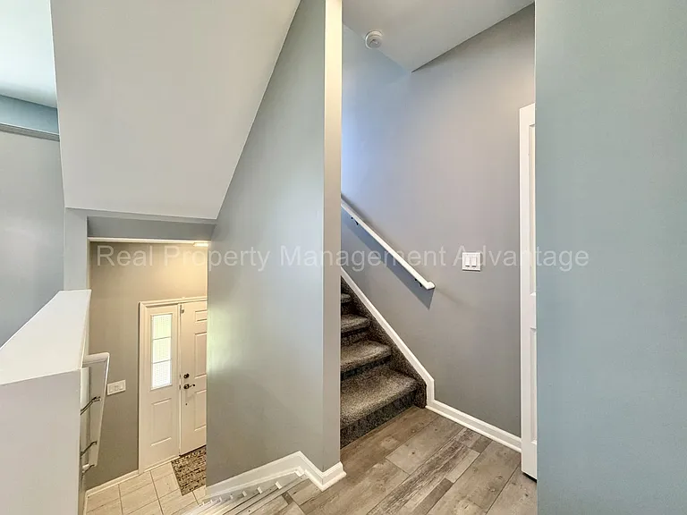25582 Saint James — Photo 12
