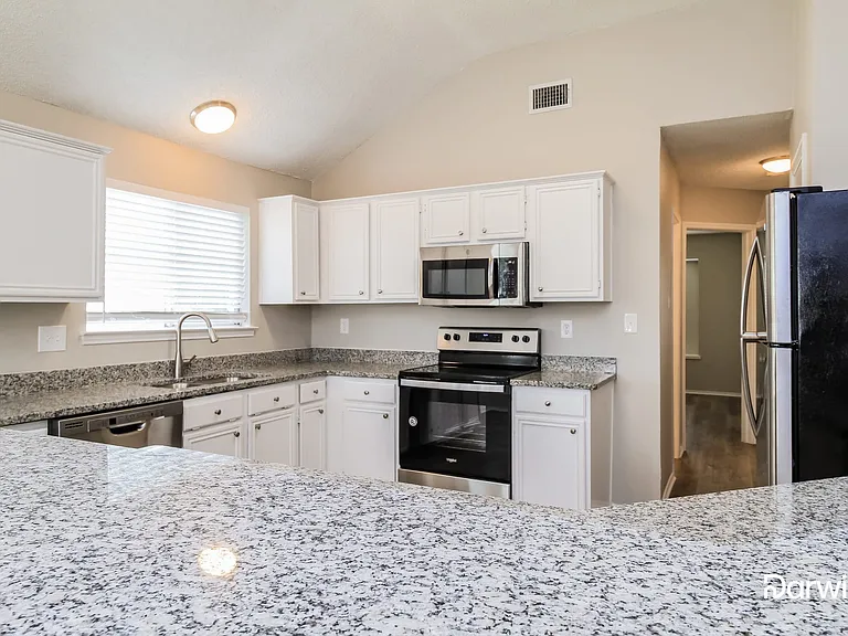 1116 Havenbrook Dr — Photo 3