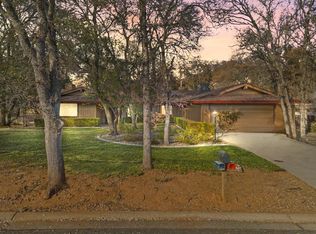2902 Royal Park Dr, Cameron Park, CA 95682