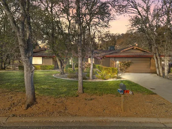 2902 Royal Park Dr, Cameron Park, CA 95682