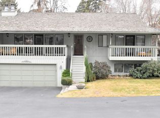 4 Burning Tree Dr, Yakima, WA 98902