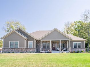 1610 Creekwood Dr, Troy, OH 45373