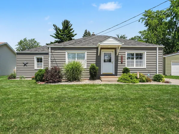 211 Berens St, Dyer, IN 46311
