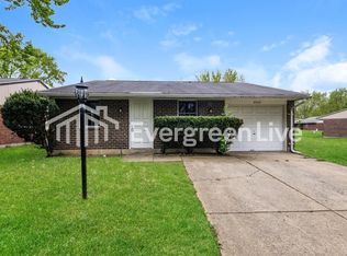 8208 Mount Charles Dr, Huber Heights, OH 45424