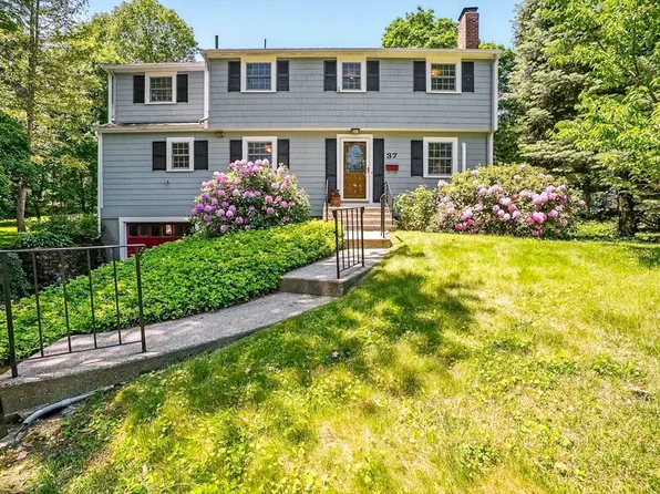 37 Eastview Rd, Hopkinton, MA 01748