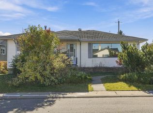 7615 135a Ave NW, Edmonton, AB T5C 2J2