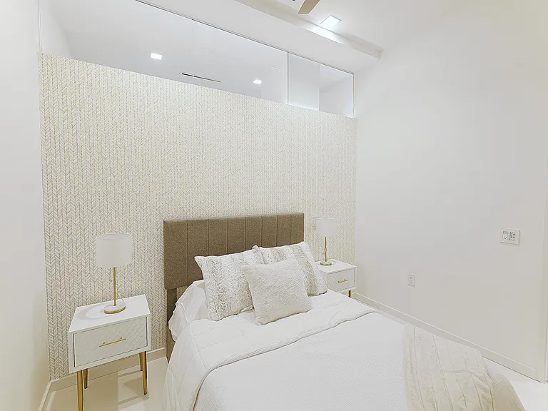 400 S Old Woodward Ave #303 — Photo 15
