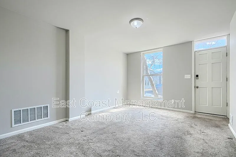 Building Photo - 2308 Jefferson St