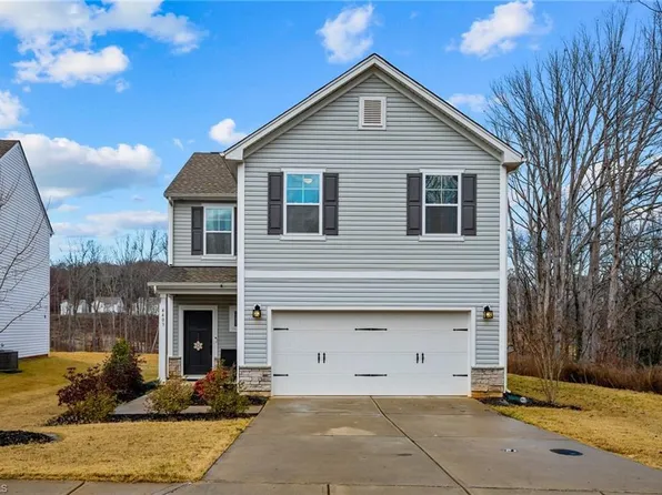 4403 Mashie Dr, Pfafftown, NC 27040